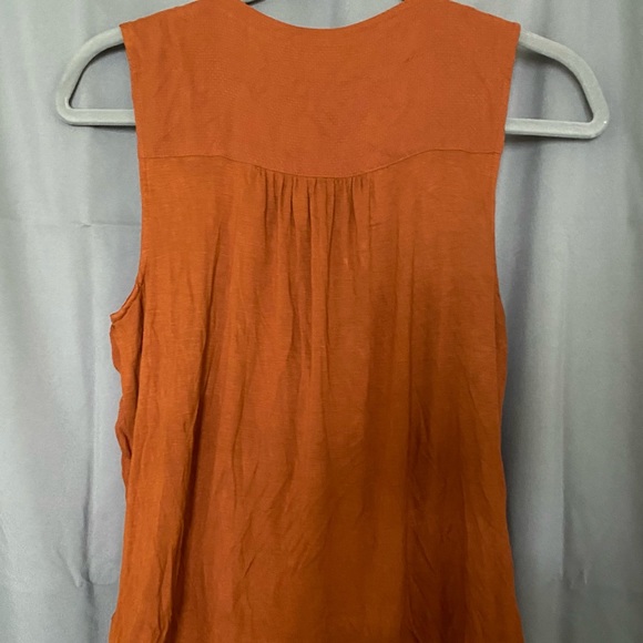Pumpkin color blouse - Picture 2 of 4